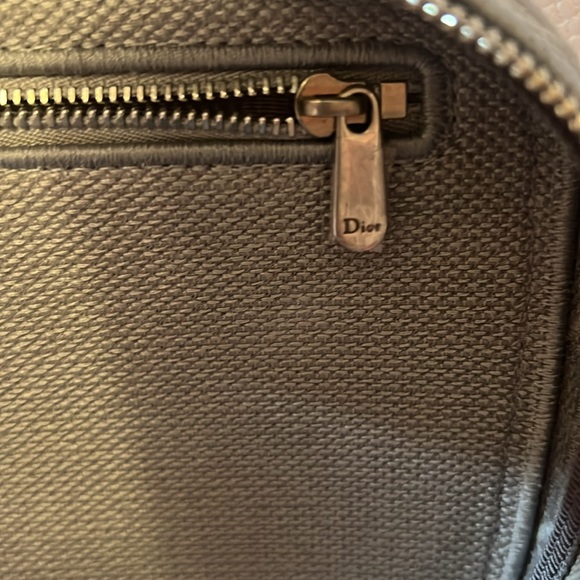 🩶🩶Dior Canvas Vanity with Lots of Pockets and Space-Brand New🩶🩶🩶 - Picture 4 of 16